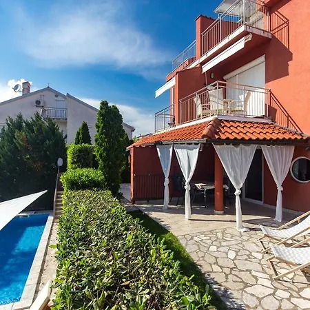 Apartment Lukmara Krk Krk Town