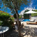 Lukmara Krk Apartment